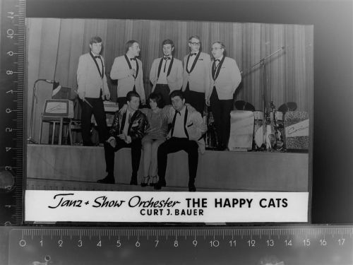 The Happy Cats