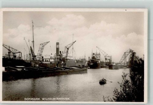 Schiedam Dampfer im Wilhelminahafen