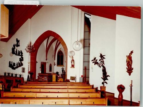 Dahlem Kirche Katholisch in Berk, Altar, Madonnenfiguren