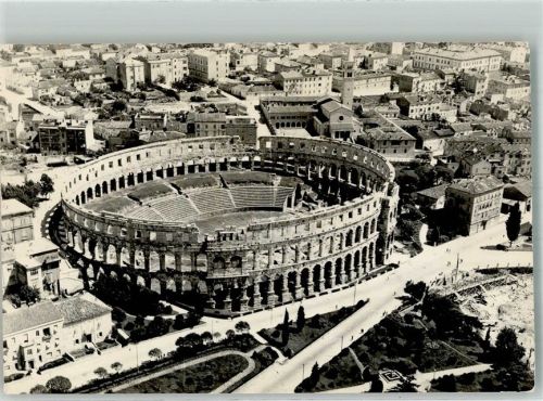 Pula 1962 römisches Theater
