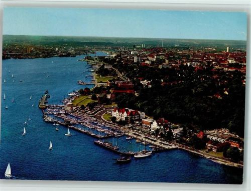 Kiel Luftaufnahme Hindenburgufer mit Kieler-Yacht-Club und Sporthafen Düsternbrook