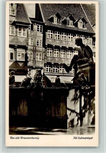 Braunschweig Till Eulenspiegelbrunnen, 1953; leichter Eckknick