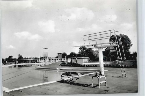 Apen Schwimmbad