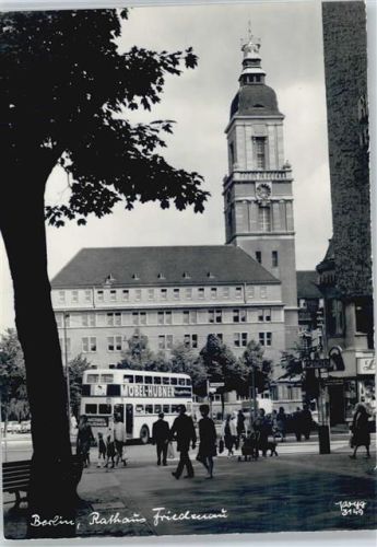 Friedenau Rathaus
