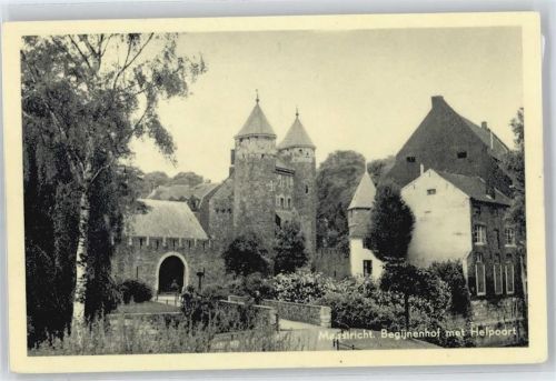 Maastricht Begijnenhof, Helpoort