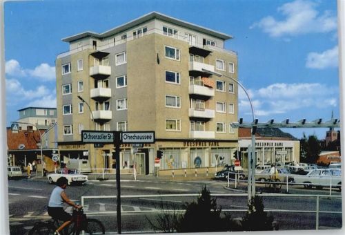 Garstedt Ochsenzoller Straße Ohechaussee Fahrrad Auto Laterne Haus