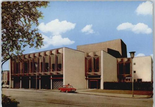 Krefeld Theater Laterne Auto Baum Straße