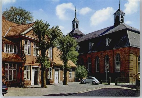 Uetersen Klosterkirche, VW Käfer