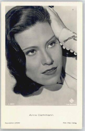 Anna Dammann AKU2