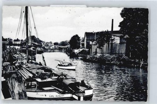 Itzehoe Hafen FLuss Schiff