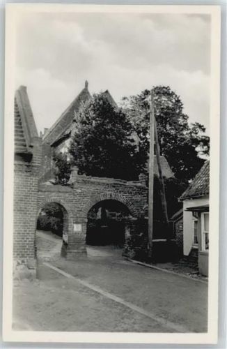 Altenkirchen Torbogen, Kirche