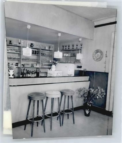 Neuschönberg Foto mit Negativ, Gasthaus Zur Linde