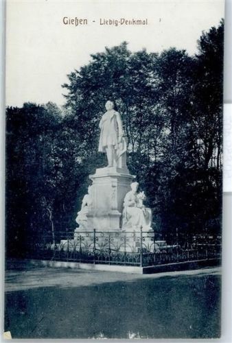 Gießen Liebig Denkmal