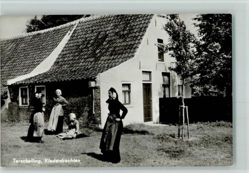Hee Klederdrachten Trachten