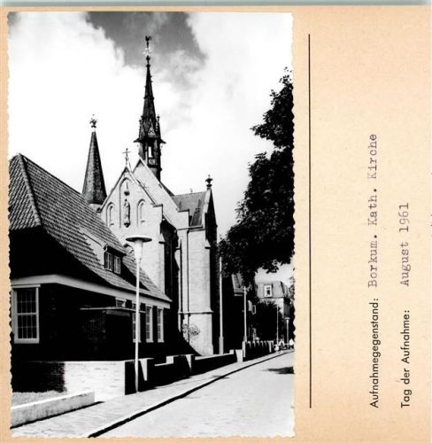 Borkum Kath. Kirche Foto montiert auf Karton