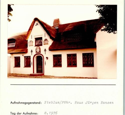 Nieblum Haus Jürgen Hansen Foto montiert auf Karton