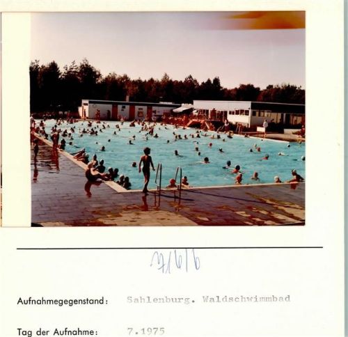 Sahlenburg Waldschwimmbad Foto montiert auf Karton