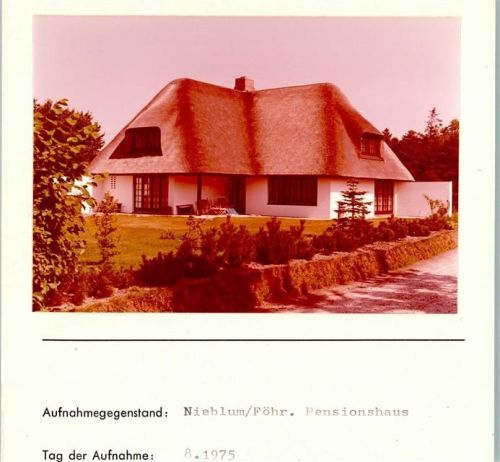 Nieblum Pensionshaus Foto montiert auf Karton