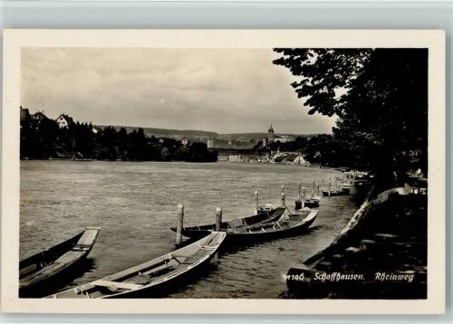 Schaffhausen Rheinweg Fischerboote