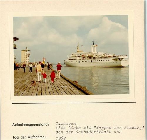 Cuxhaven Alte Liebe mit Wappen von Hamburg von der Seebäderbrücke aus Foto montiert auf Karton