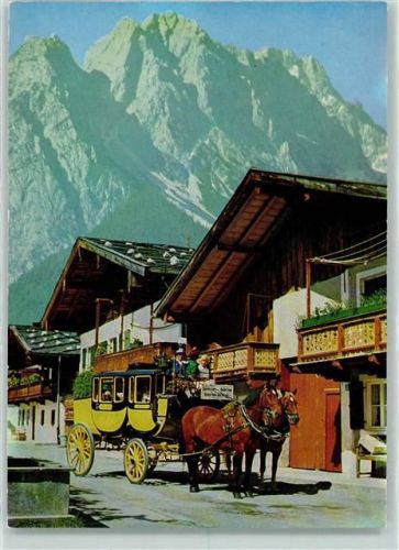 Garmisch-Partenkirchen Frühlingstraße mit Waxenstein und Zugspitze Postkutsche
