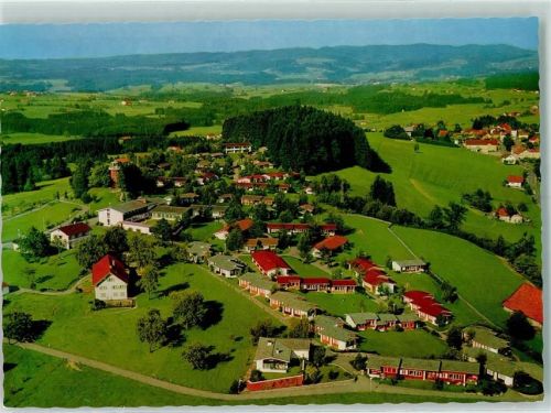 Lindenberg Fliegeraufnahme Feriendorf Rückseite mit Abschürfungen bzw Kleberesten
