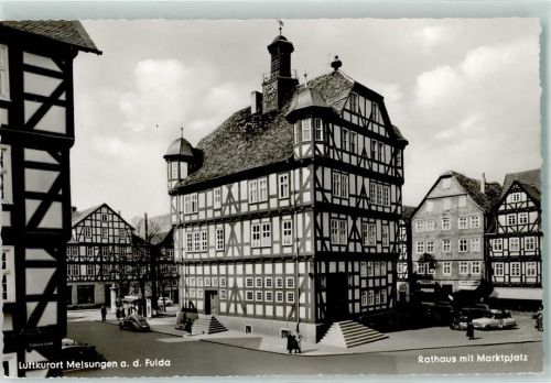 Melsungen Rathaus mit Marktplatz Rückseite mit Abschürfungen bzw Kleberesten