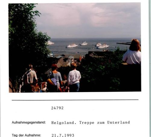 Helgoland Treppe zum Unterland Foto montiert auf Karton