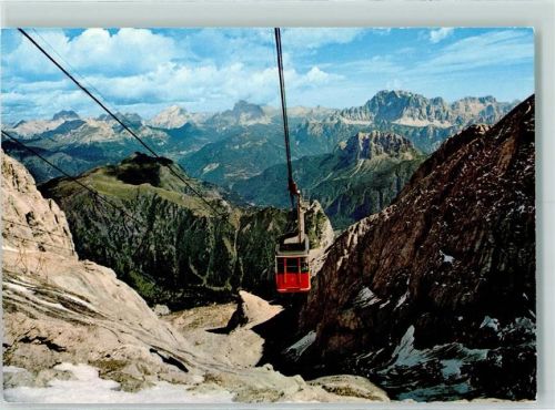 Dolomiten Funivia della Marmolada verso Pelmo e Civetta