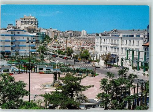 Cattolica Piazza I Maggio