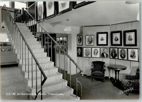 Lillehammer 1976 Jernbanemuseum Treppenhaus mit Bildern AK
