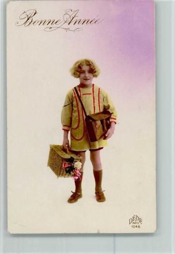 DEDE Paris 1046 - Mädchen mit einer Schultasche AK