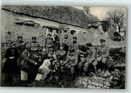 Nr. 2256 Serie Das Deutsche Heer - Feldgraue mit Bürgern im Feindesland