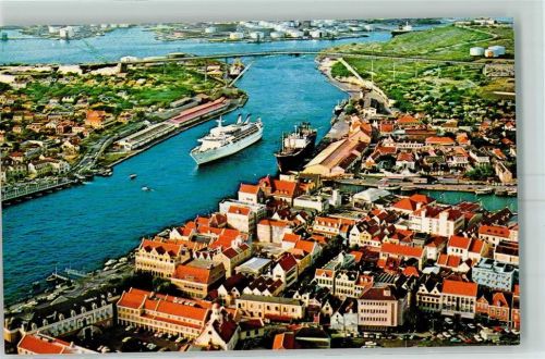 Curacao Passagierschiff Frachtschiff