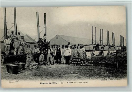 Guerre de 1914 - Fours de campagne - AK