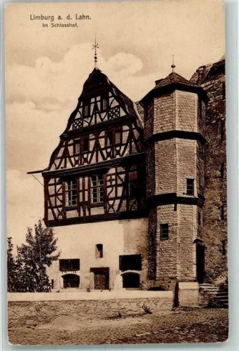 Limburg Schloß Schloßhof