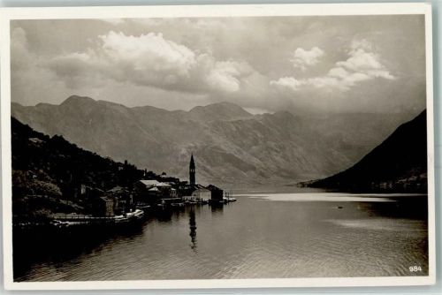 Kotor Le golfe de Cattaro