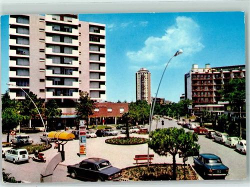 Lignano Pineta Piazza del Sole Auto