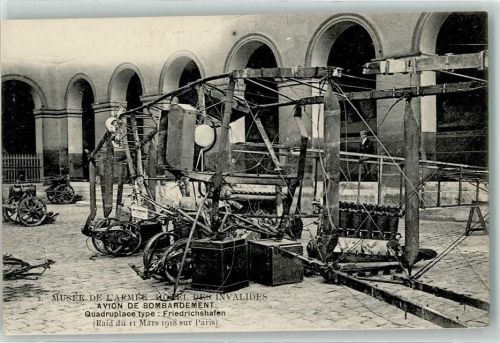 Paris Musee de Armee Hotel des Invalides - Type Frierichshafen - Kriegsbeute