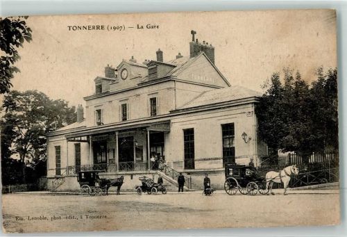 Tonnerre 1907 Bahnhof Oldtimer