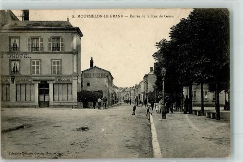 Mourmelon-le-Grand Entree de la Rue du Genie