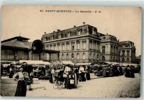 Saint-Quentin le Marche Marktszene Kinderwagen