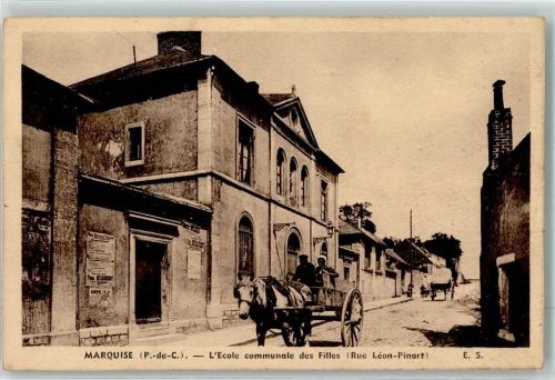 Marquise l`Ecole communale des Filles Rue Leon Pinart