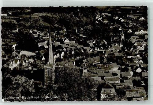 Biedenkopf mit Stadtkirche über den Dächern der Altstadt