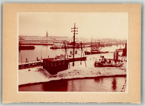 Cuxhaven Foto montiert auf Karton Winter Hafen