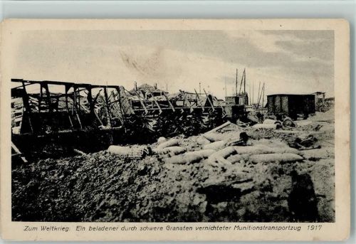 1917 WK I Weltkrieg Ein beladener durch schwere Granaten vernichteter Munitionstransporter