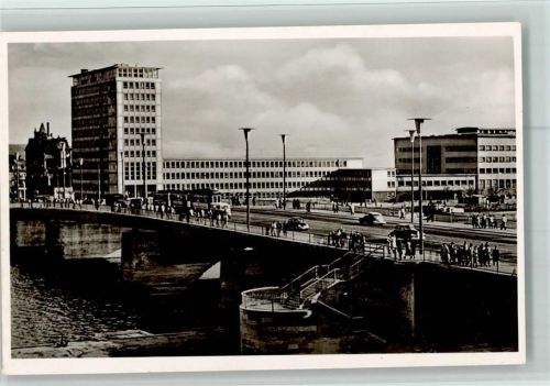 Frankfurt Friedensbrücke, Straßenbahn AK