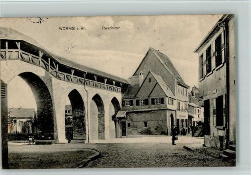 Worms Raschitor