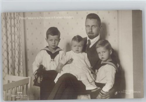 Prinz Oskar mit seinen drei Kindern , Nr. 7949 Liersch