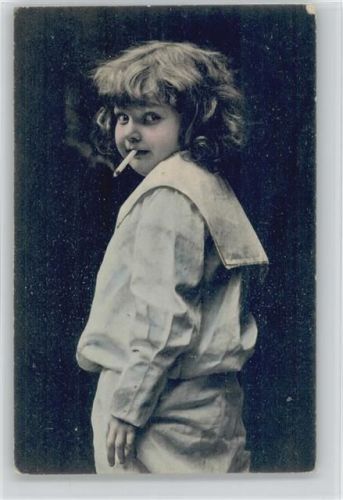 Serie 1644-2 Lausbube mit einer Zigarette Foto 1906 AK